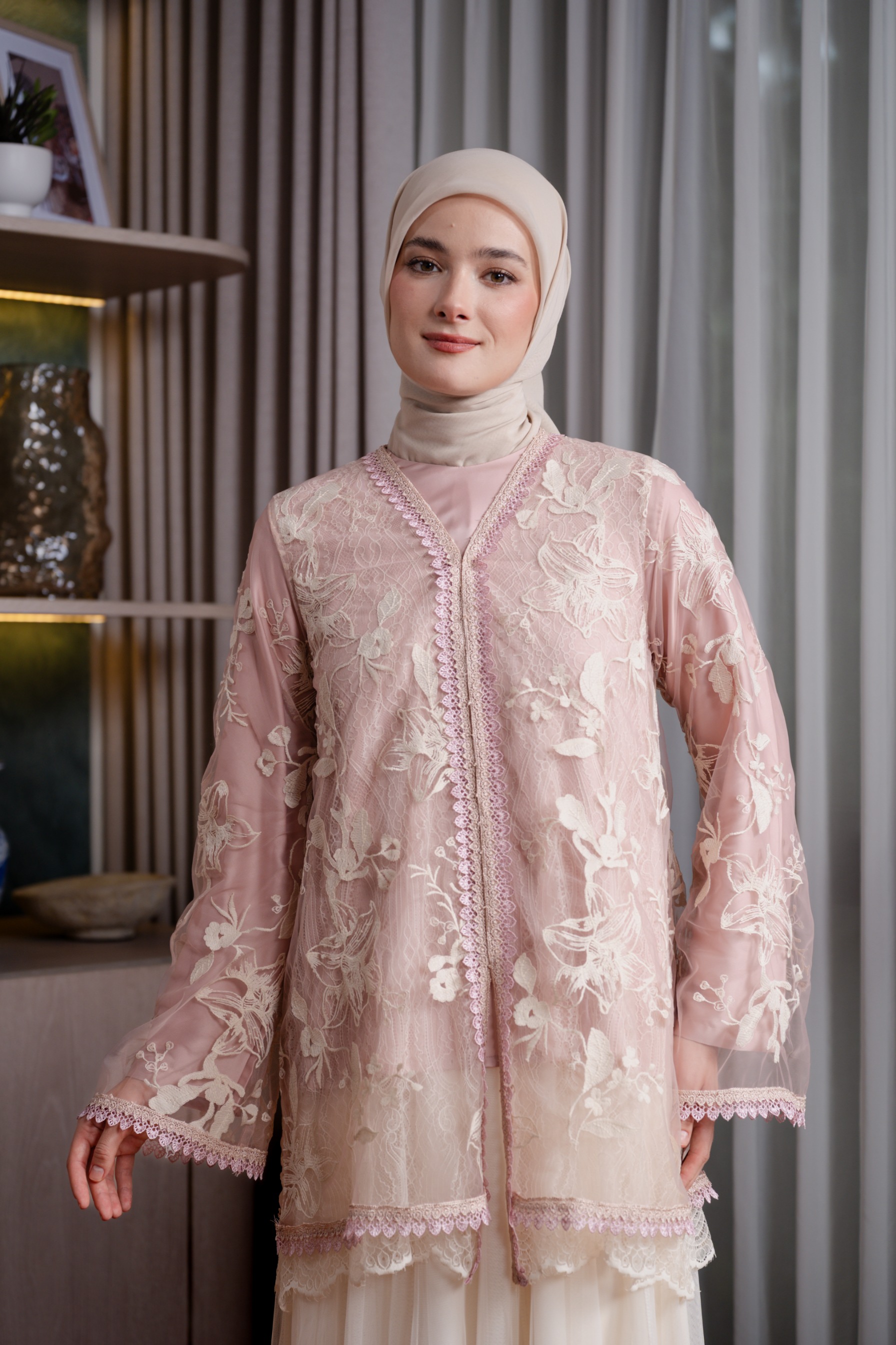 Elyse Set Outer in Rose