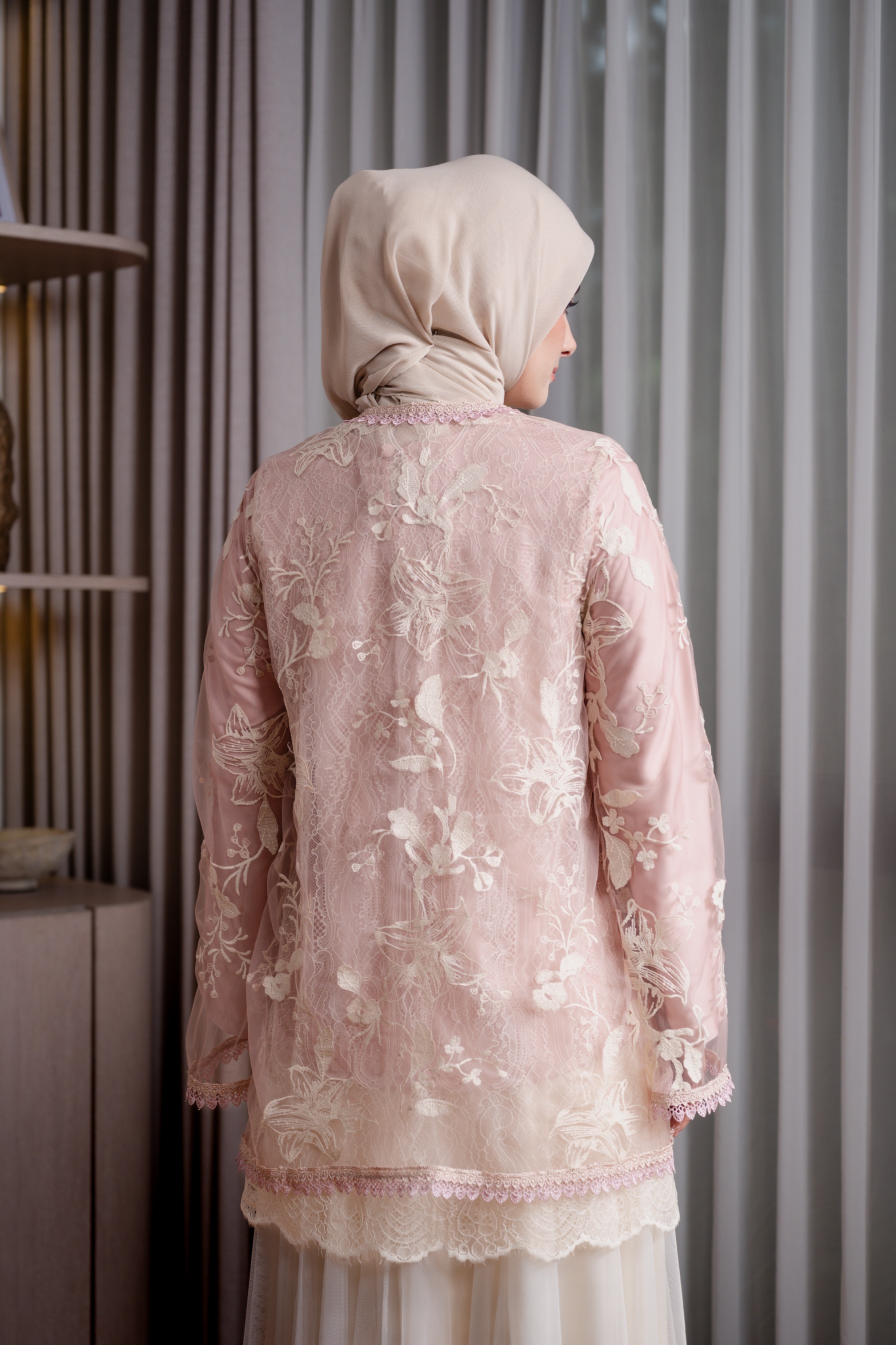 Elyse Set Outer in Rose