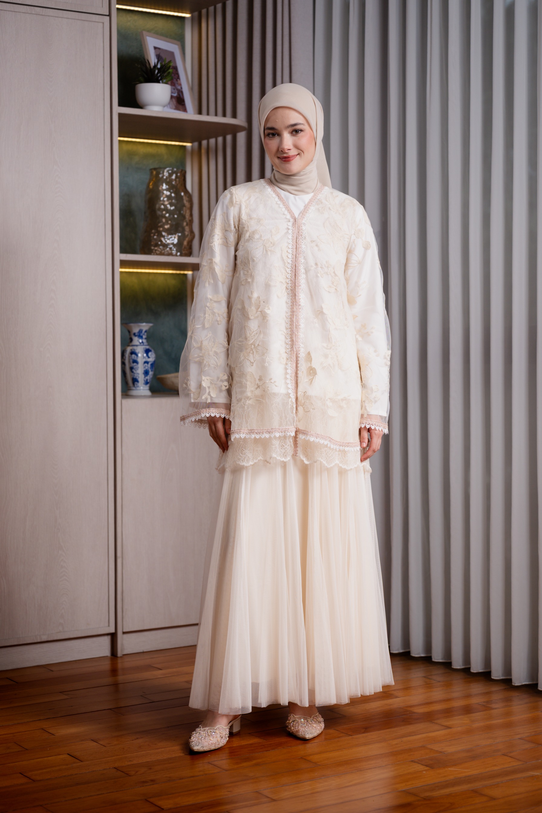 Elyse Set Outer in Ivory