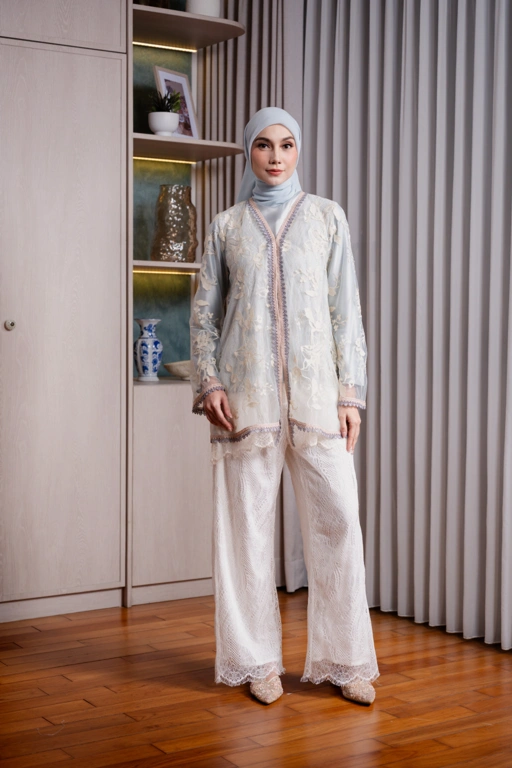 Image of Elyse Set Outer in Ice Blue