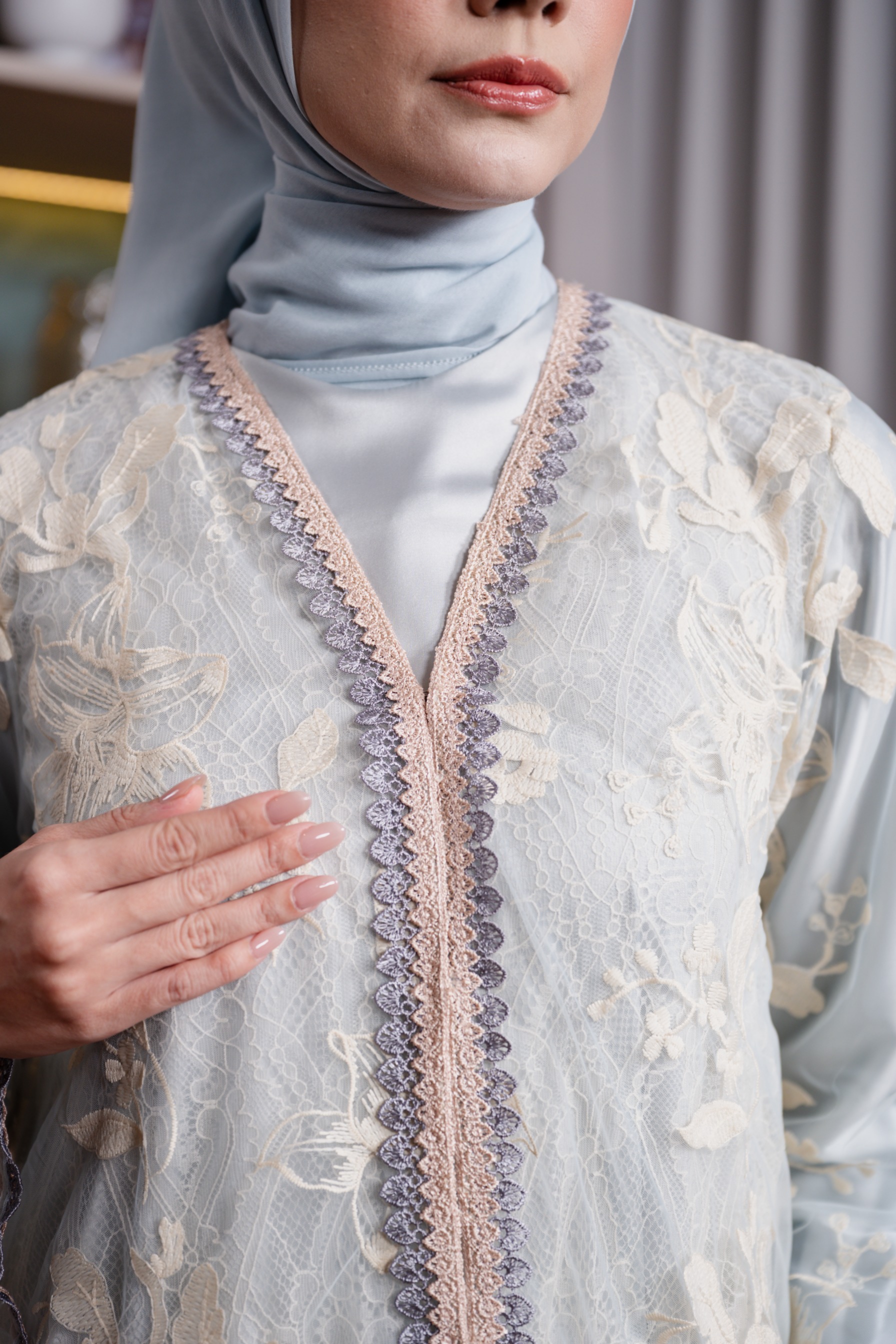 Elyse Set Outer in Ice Blue