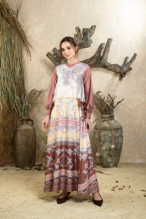 Image of PO Imara Dress In Russet Maple