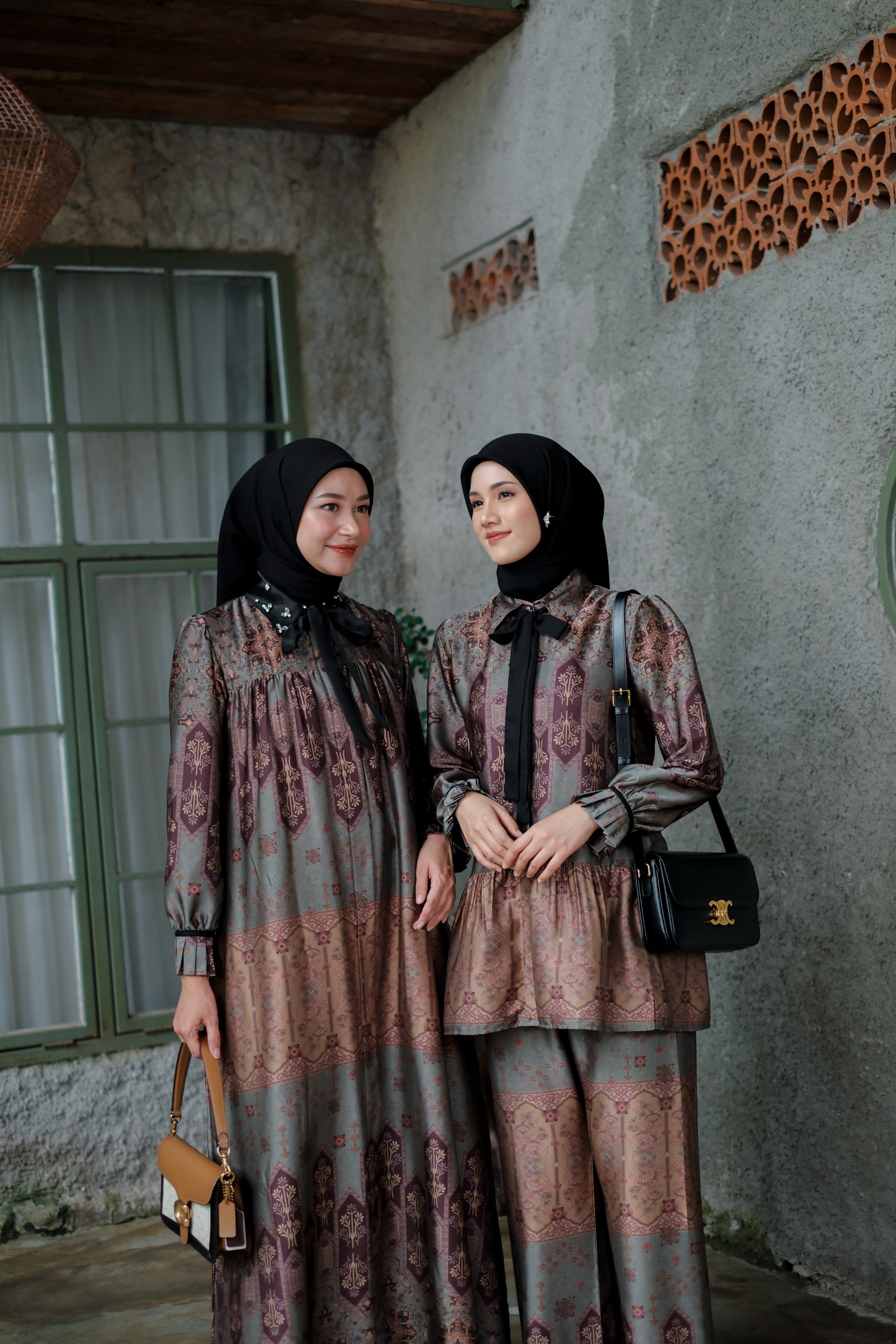 Gamila One Set in Antique Green
