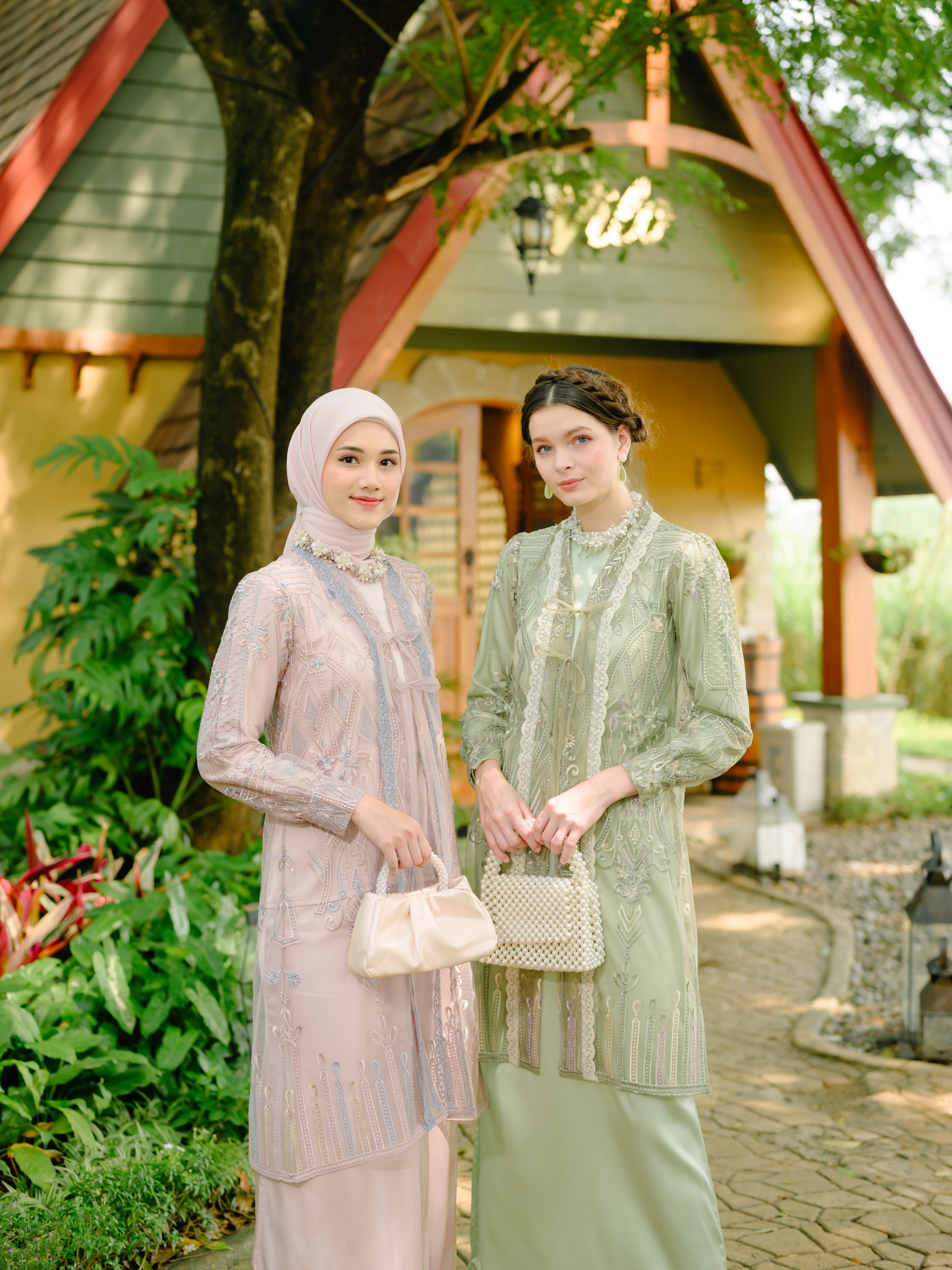 Kamila Kutubaru Green Lily