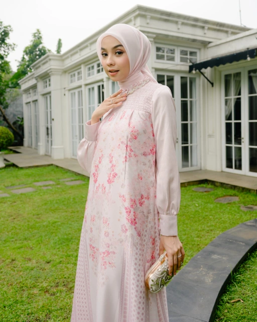Image of PO Juwita Dress in Pink Sakura