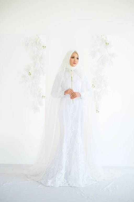 Image of Ardavara white series