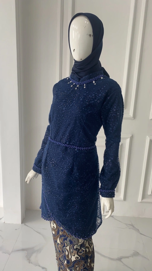 Image of Disya kebaya