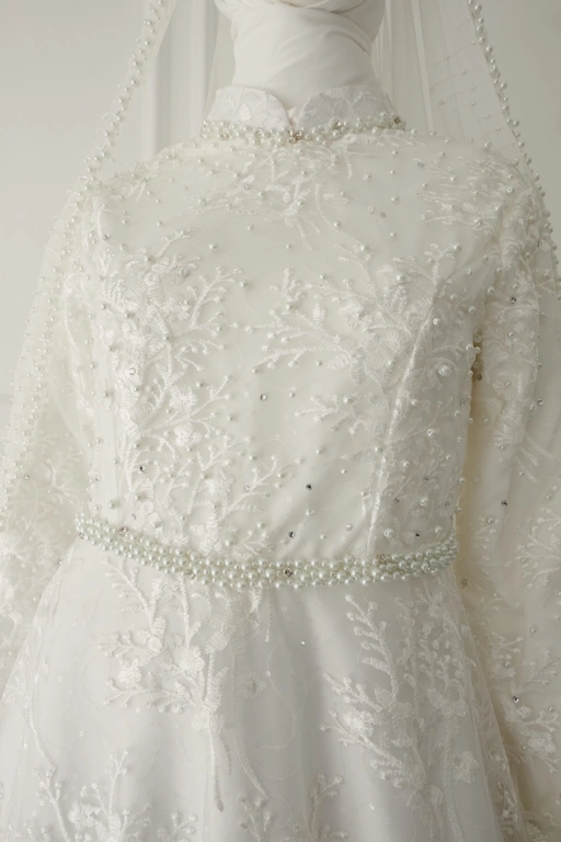 Image of Serenyta gown