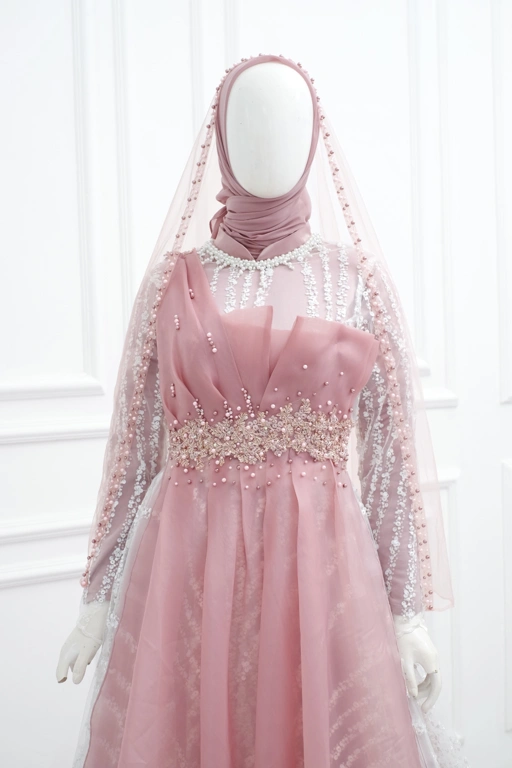 Image of Lubna gown
