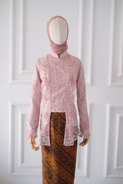 Image of Fatin kebaya