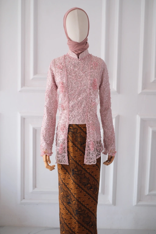 Image of Fatin kebaya
