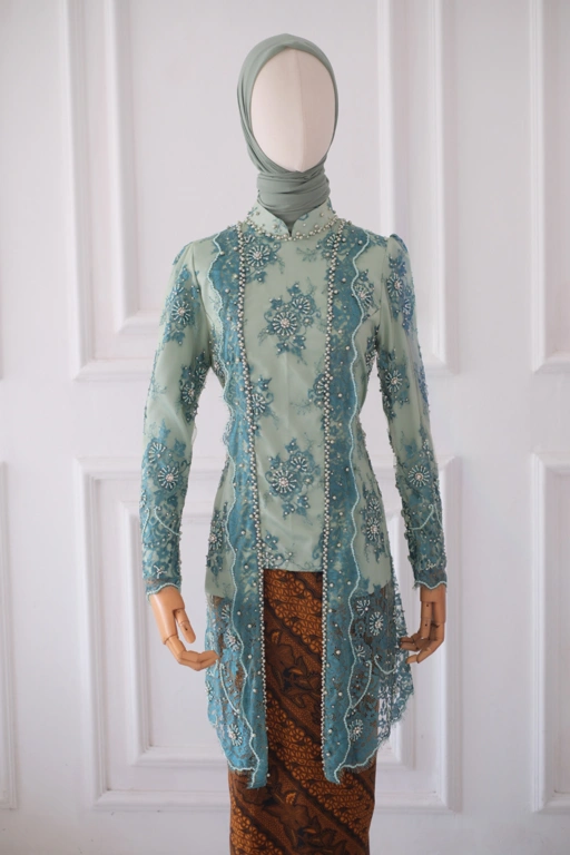 Image of Neera kebaya
