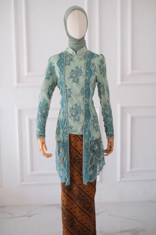 Image of Neera kebaya