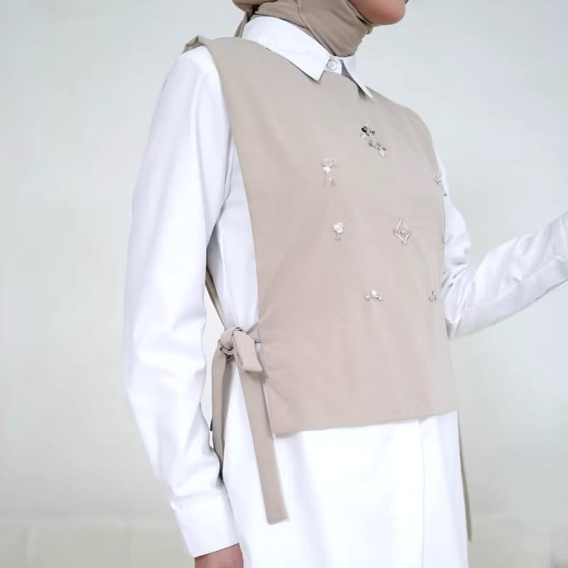 Cora Crystal Vest Beads Casual Wanita - Marvshe