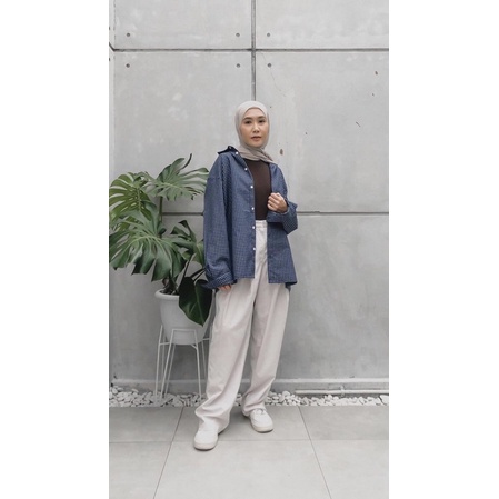 Alesha navy square oversized shirt MARVSHE
