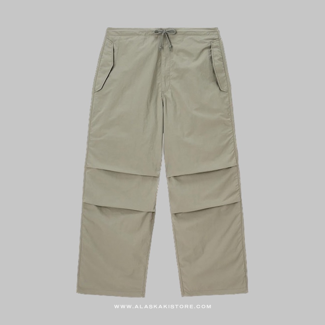 Loose Fit Parachute Pants Light Sage GU5024