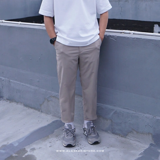 Image of Stretch Easy Ankle Pants Khaki GU5031