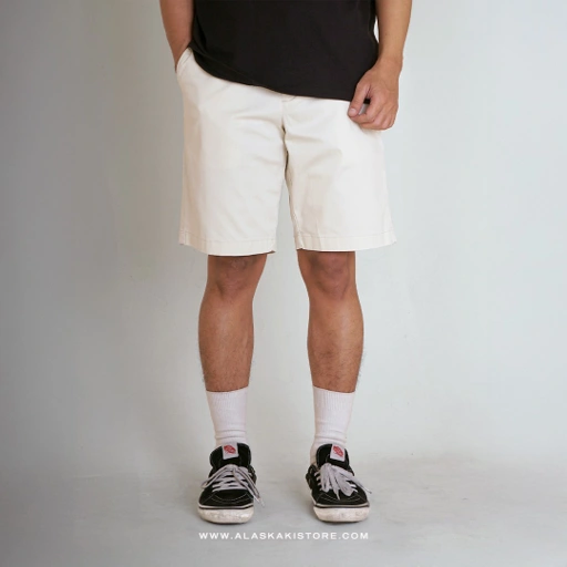 Image of Bermuda Short Pants Ivory TO6006