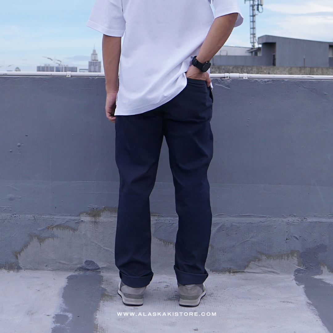 Straight Fit Chino Pants Navy ON5077