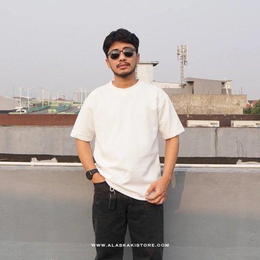 Image of Cotton Blend Heavyweight Oversized Tshirt by Common Issue White CI4046