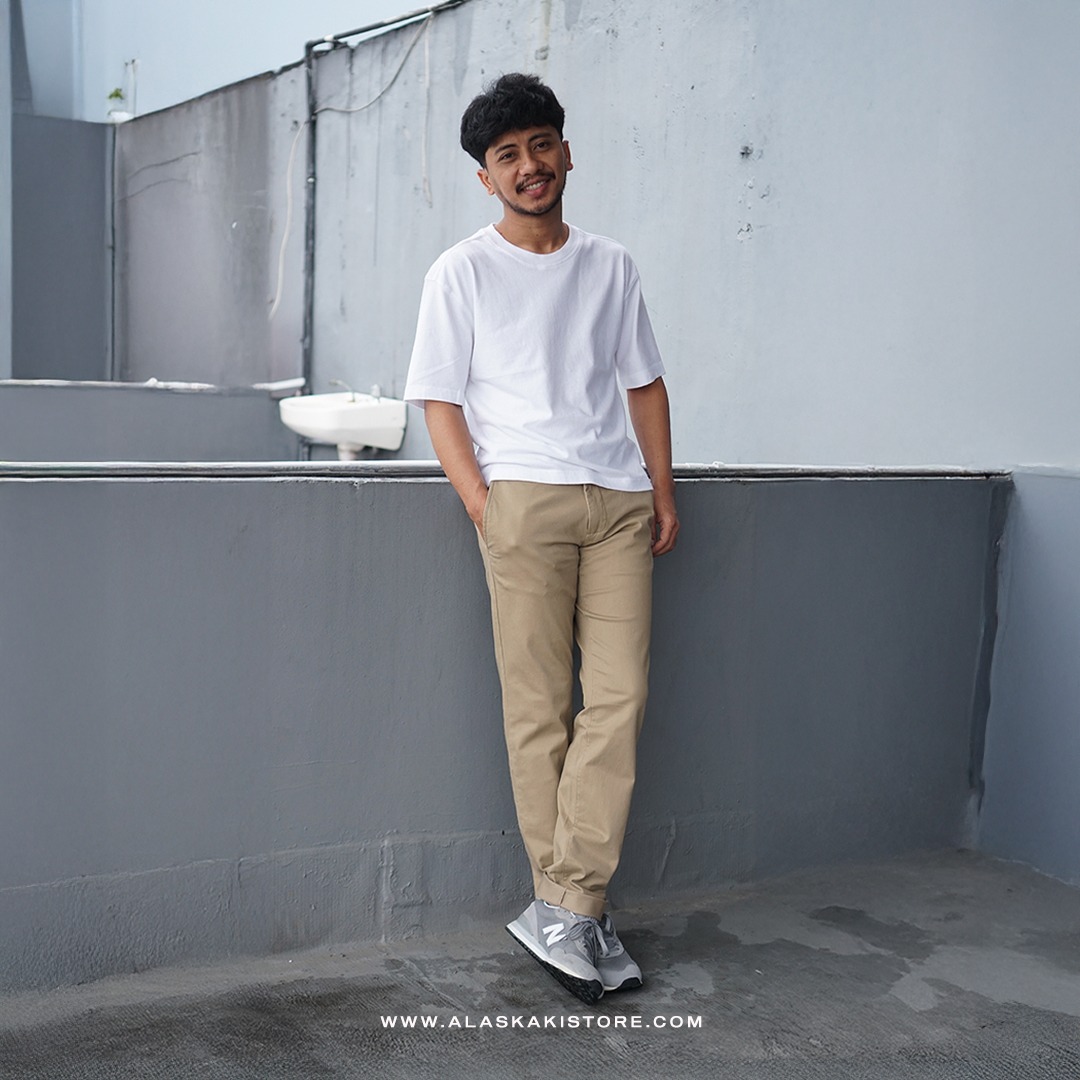 Slim Fit Chino Trousers Khaki (GF5029 Minor Defect)