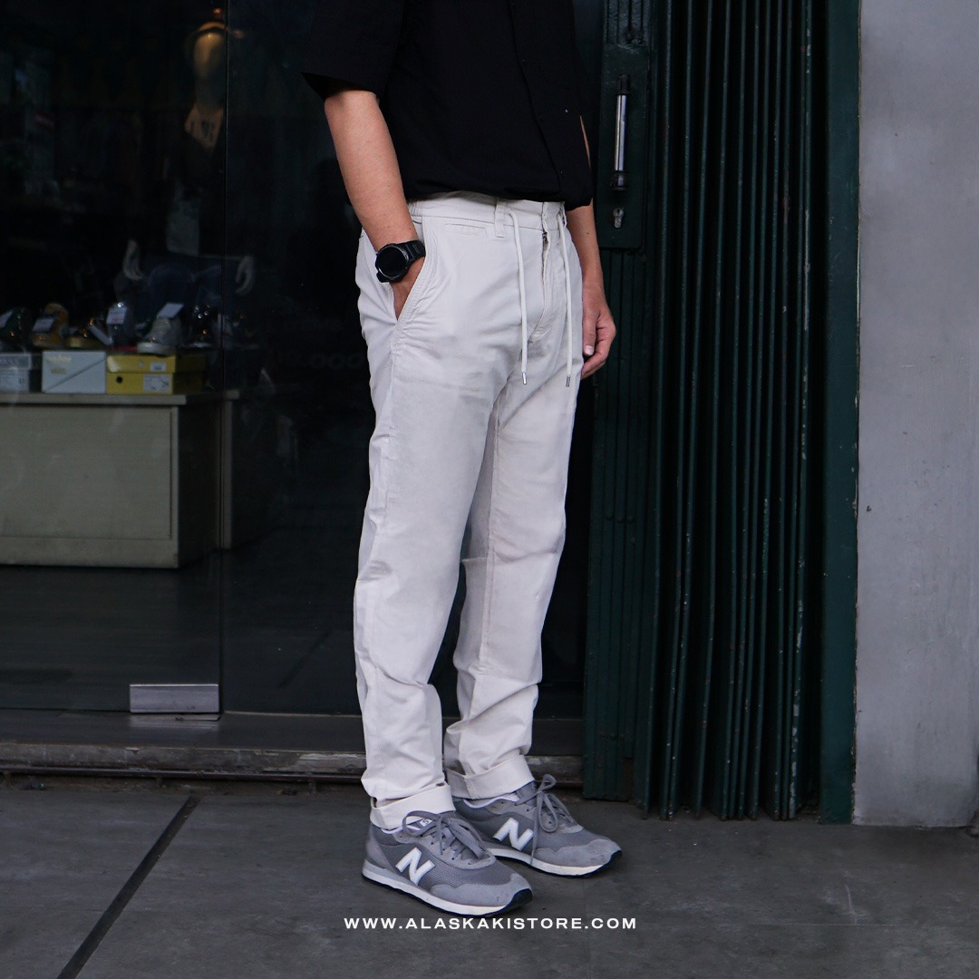 Chino Pants Elastic Waistband Beige SO5003