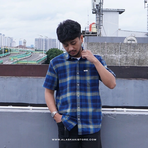 Image of Short Sleeve Plaid Shirt Blue WR2003