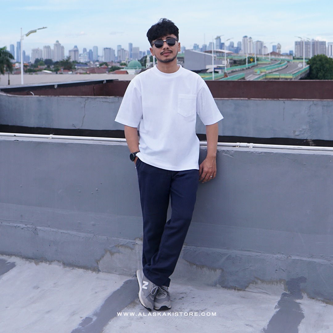 Straight Fit Linen Pants Navy ON5102