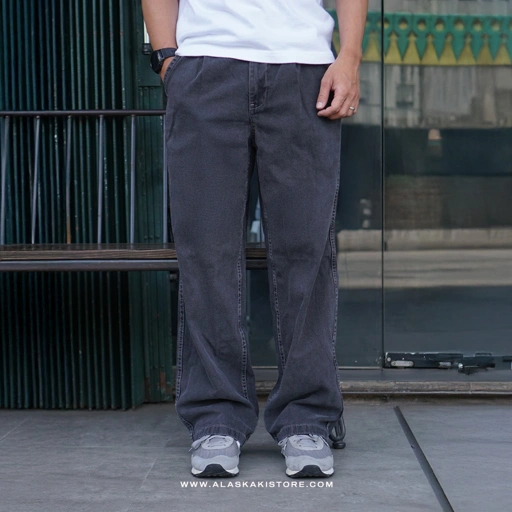 Image of Loose Fit Denim Jeans Black Washed GU5020