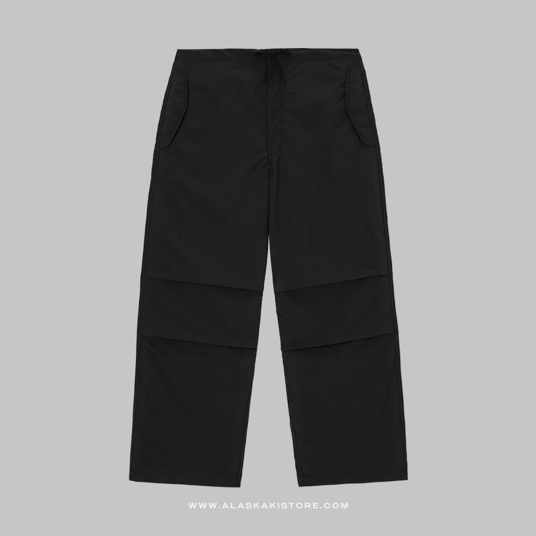 Loose Fit Parachute Pants Black GU5025