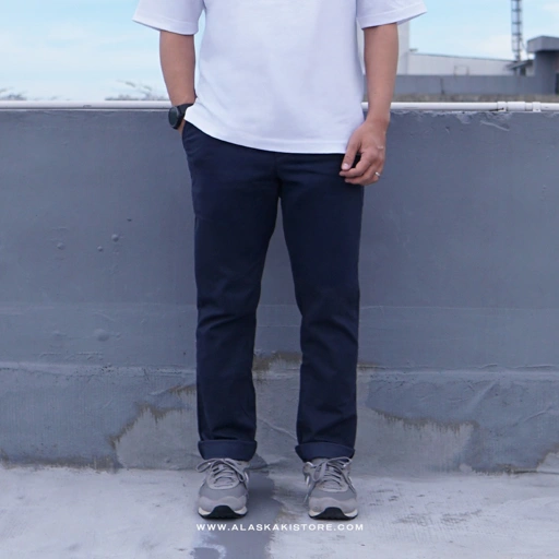 Image of Slim Fit Chino Pants Navy ON5096