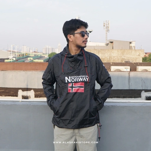 Image of Windbreaker Jacket Black Big Logo GN1004