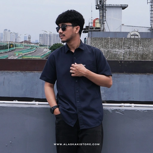 Image of Slim Short Sleeve Shirt Navy WR2015