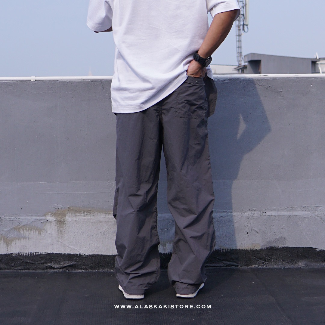 Loose Fit Parachute Pants Dark Grey GU5033