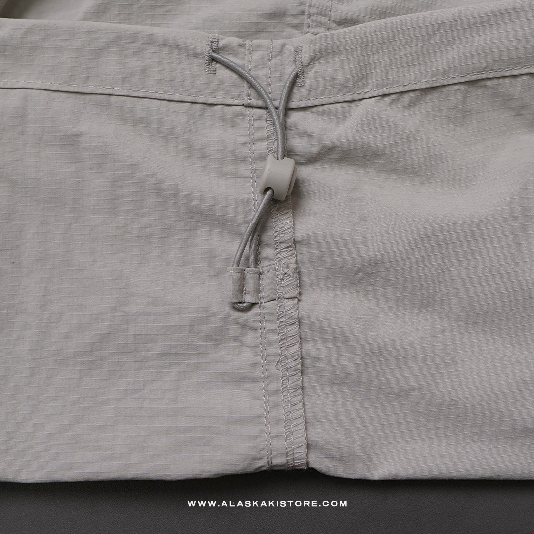 Loose Fit Parachute Pants Light Grey GU5032