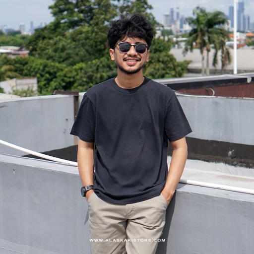 Image of Standard Fit Tee Black GA4072