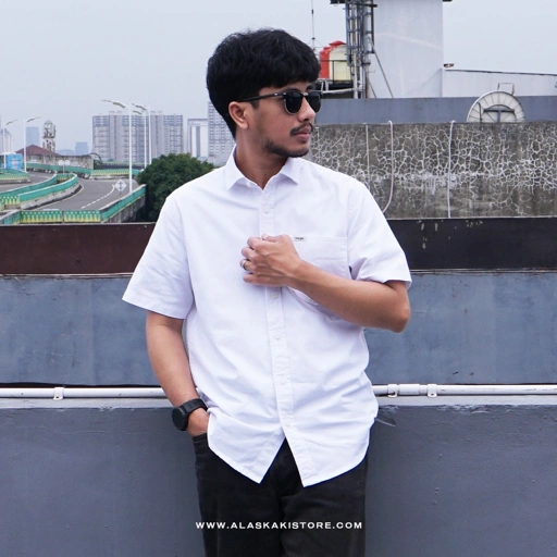 Image of Slim Short Sleeve Shirt White WR2010