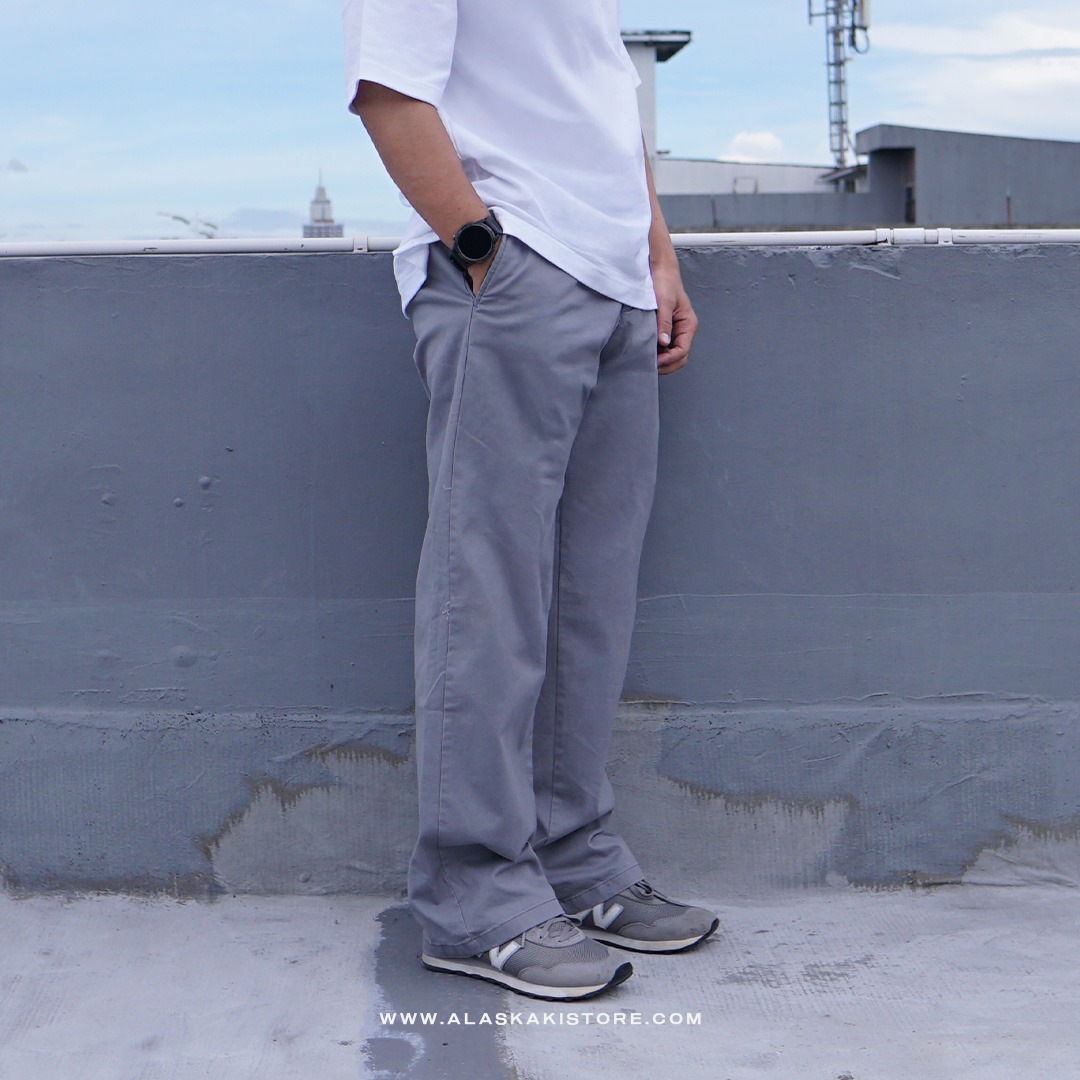 Baggy Fit Chino Pants Grey ON5106