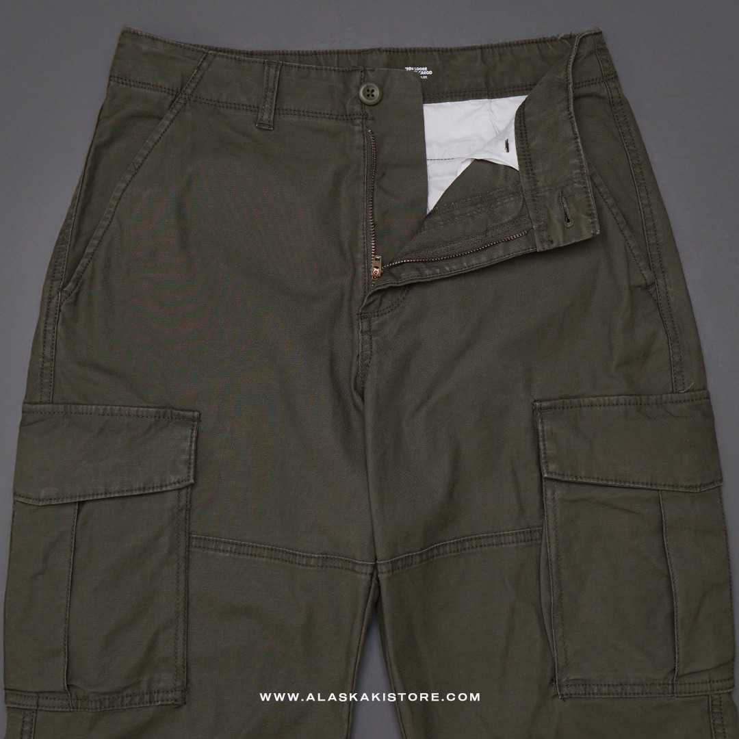 Loose Cargo Pants Olive ON5108