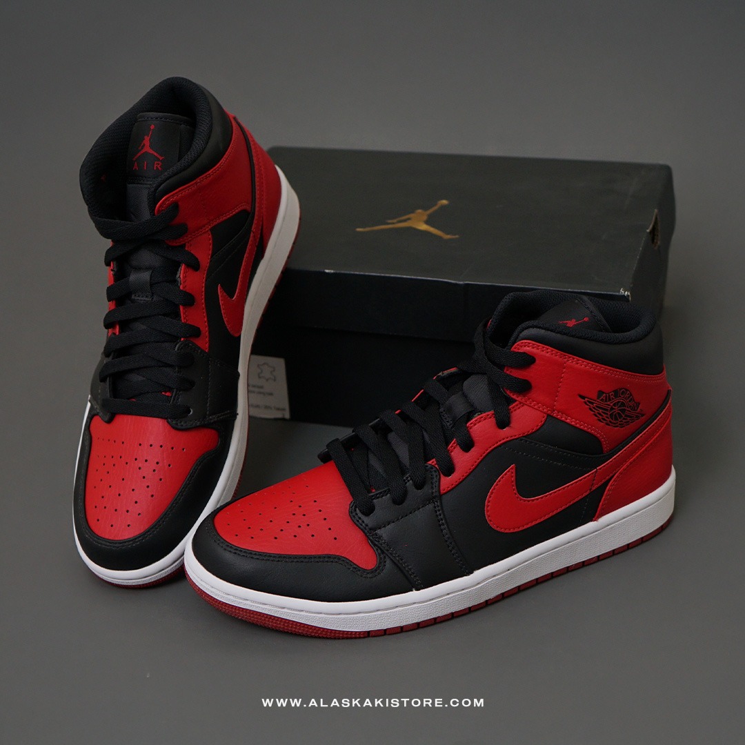 Air Jordan 1 Mid Banned Bred (NEW)