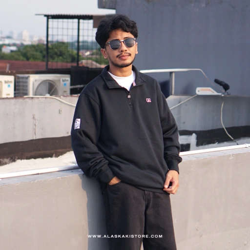 Image of Half Zip Sweatshirt Black RS7006