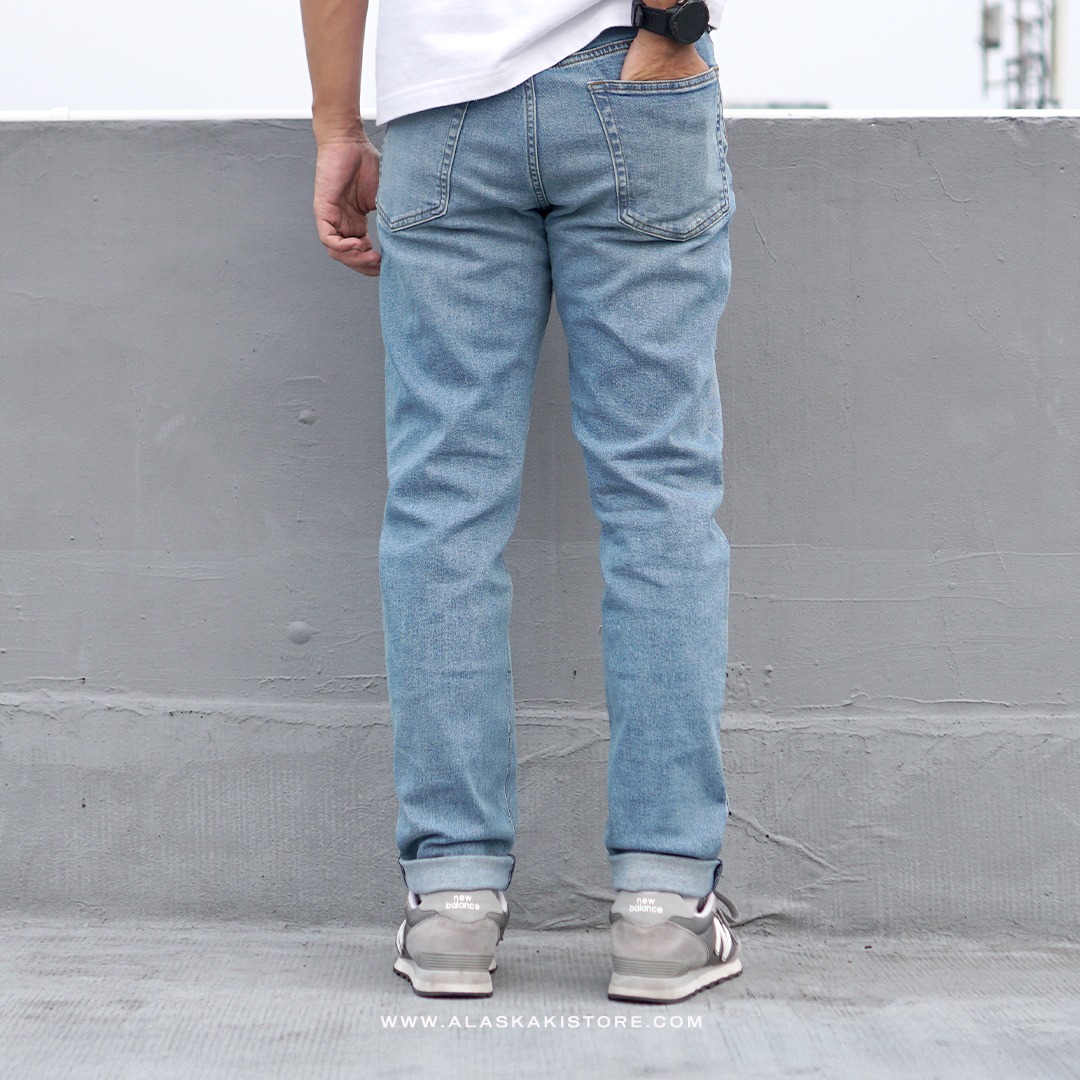 Slim Fit Jeans Trousers Light Washed GU5018