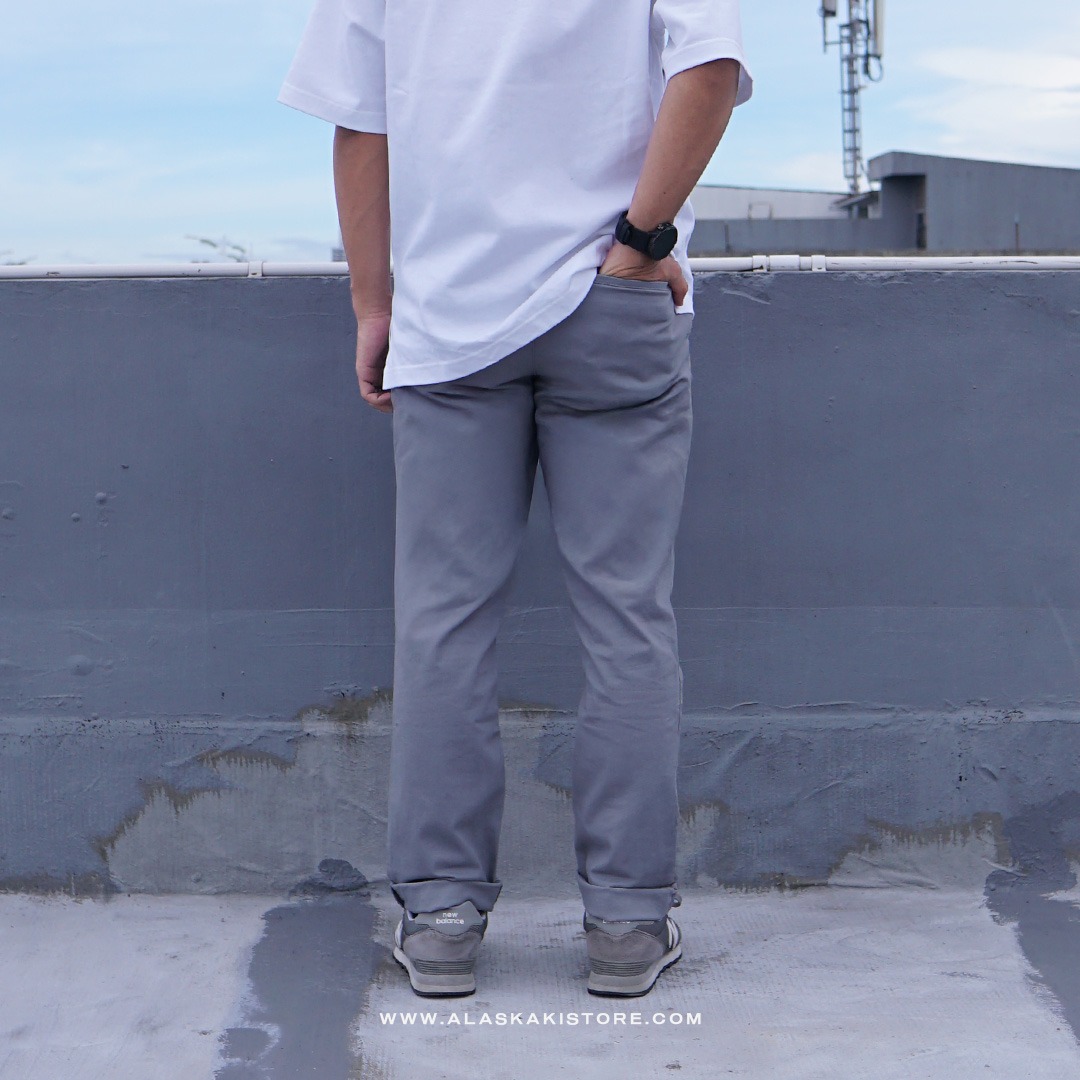 Straight Fit Chino Pants Grey ON5107