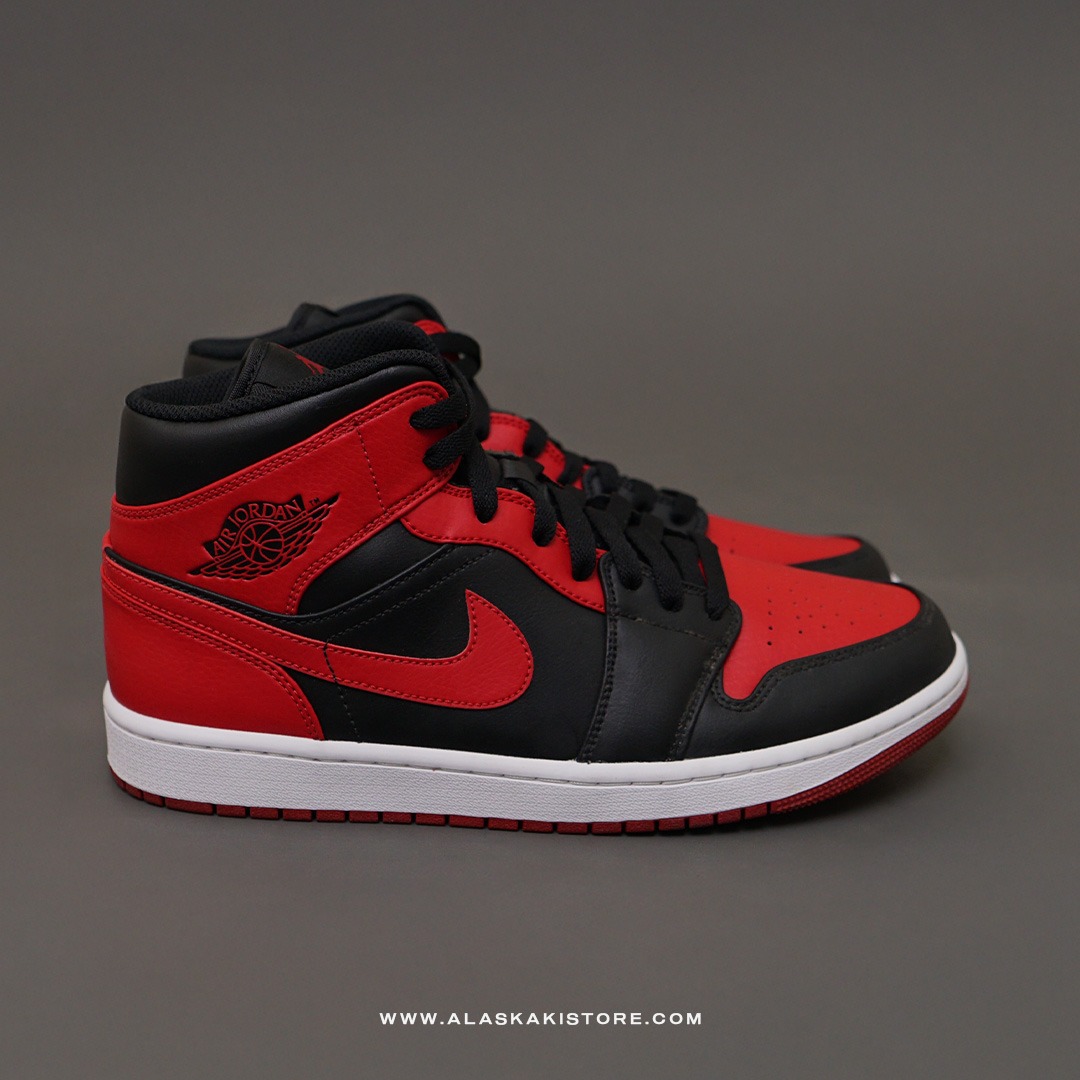 Air Jordan 1 Mid Banned Bred (NEW)