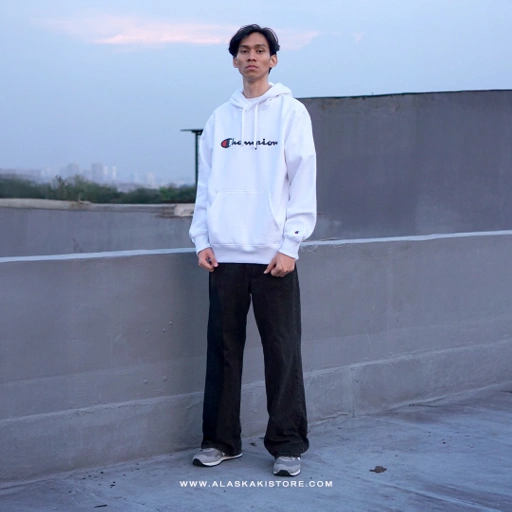 Image of Script Logo Hoodie Chmpion White CH1114
