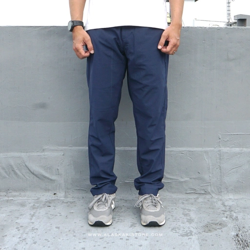 Image of Slim Fit Stretch Tech Woven Pants Blue QS5008