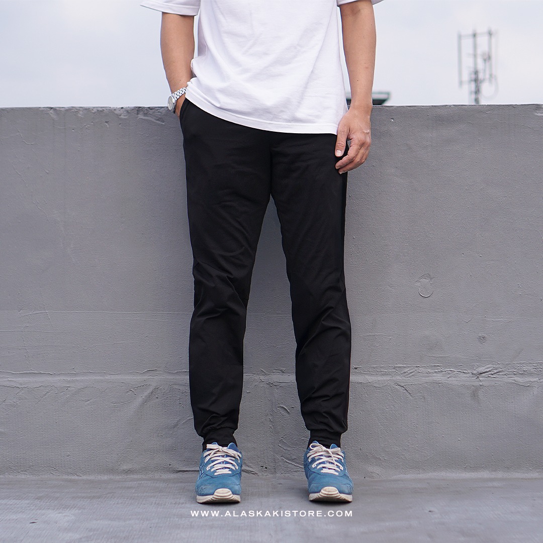 Dry stretch Jogger Pants Black GU5009