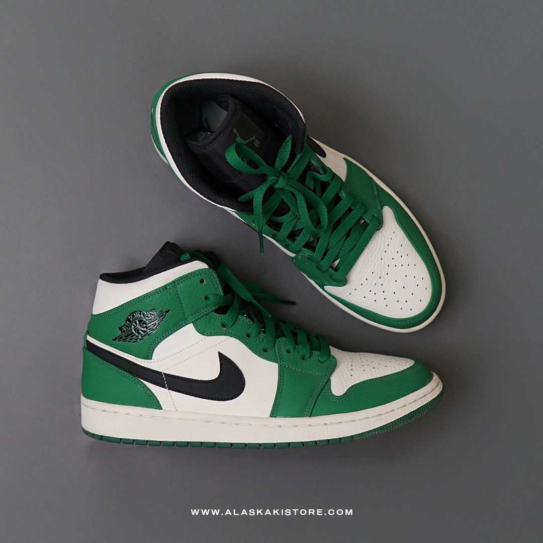 Air Jordan 1 Mid SE Pine Green (Like New)
