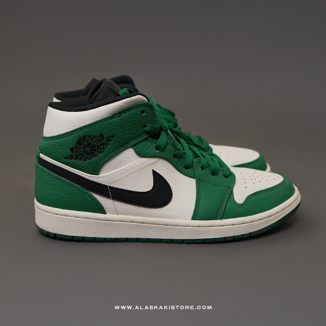Air Jordan 1 Mid SE Pine Green (Like New)