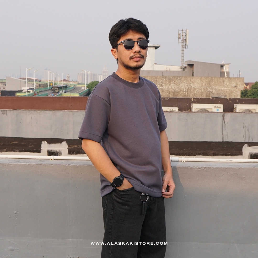 Cotton Blend Heavyweight Oversized Tshirt by Common Issue Grey CI4051